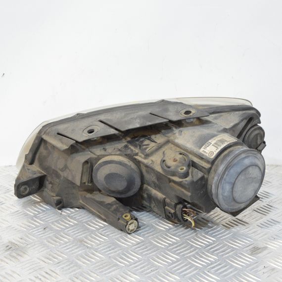 Фара передня права Volkswagen Passat B6 2005-2010 Фара права Фольксваген Пассат б6 3C0941006S | Зображення 3