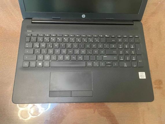 Ноутбук HP 15-da2658ng / 15.6" (1920x1080) TN / Intel Core i5-10210U (4 (8) ядра по 1.6 - 4.2 GHz) / 8 GB DDR4 / 256 GB SSD / Intel UHD Graphics / WebCam  б/в | Зображення 2