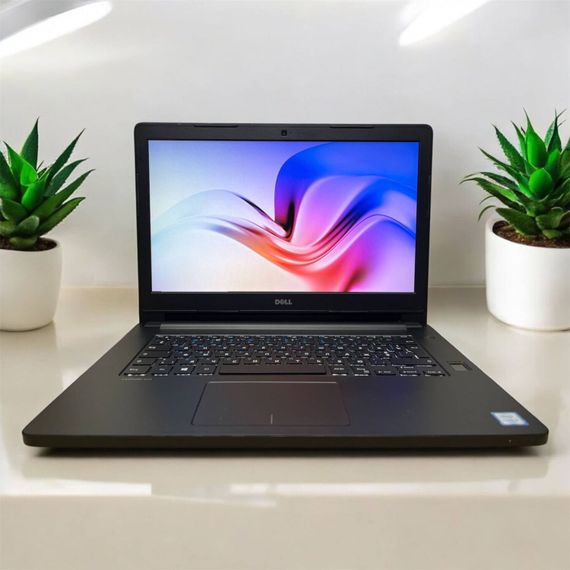 Ноутбук Dell Latitude 3470 / 14" (1366x768) TN / Intel Core i5-6200U (2 (4) ядра по 2.3 - 2.8 GHz) / 8 GB DDR3 / 120 GB SSD / Intel HD Graphics 520 / WebCam / Без АКБ б/у | Зображення 1