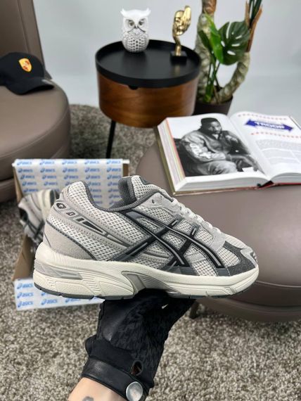 Чоловічі кросівки  ASICS Gel-1130 Light Grey весна / літо / осінь A3777 | Зображення 4