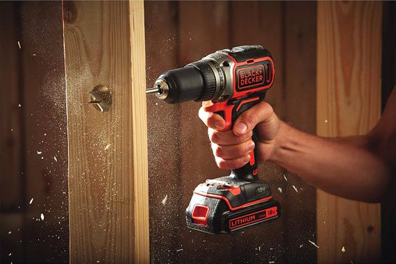 Дрель-шуруповерт аккумуляторная бесщёточная BLACK+DECKER BL186KB | Зображення 3