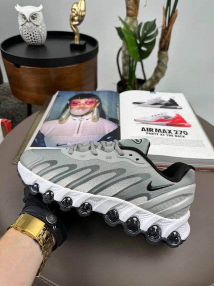 Чоловічі кросівки Air Max Dn8 Light Grey White , В'єтнам 42 26.5 | Зображення 2