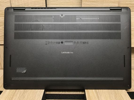 Ультрабук Dell Latitude 7410 / 14" (1920x1080) IPS / Intel Core i5-10310U (4 (8) ядра по 1.7 - 4.4 GHz) / 8 GB DDR4 / 240 GB SSD M.2 / Intel UHD Graphics / WebCam / USB 3.2 / HDMI / Windows 10 б/у | Зображення 8