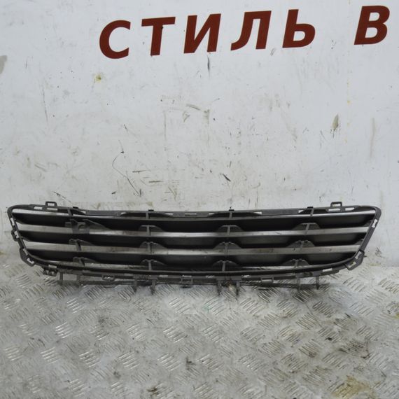 Решітка бампера Opel Astra H 2004-2007 Решітка переднього бампера Опель Астра H | Зображення 1