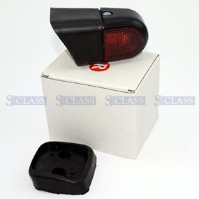 Габарит красный правый Mercedes Benz Vario W667/668 86-94/ W670 86-94, Wender Parts, M 001 820 9356,