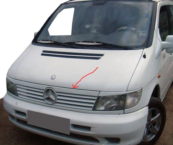 Полоска на решетку (пластик) Черный мат для Mercedes Vito W638 1996-2003 гг