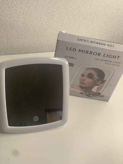 Дзеркало з LED-підсвіткою для макіяжу XJ-989 | Зображення 2