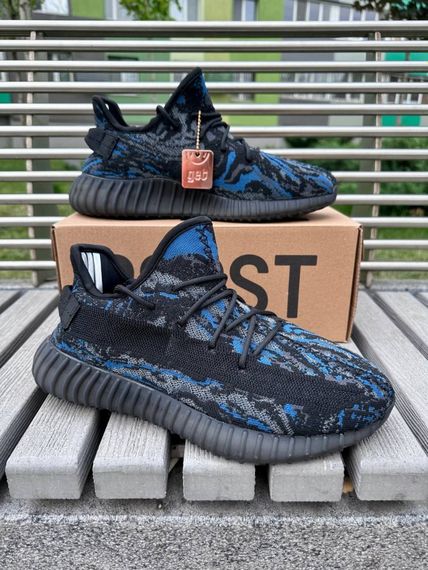 Кросівки Adidas Yeesy Boost 350 Blue / Camo | Зображення 3