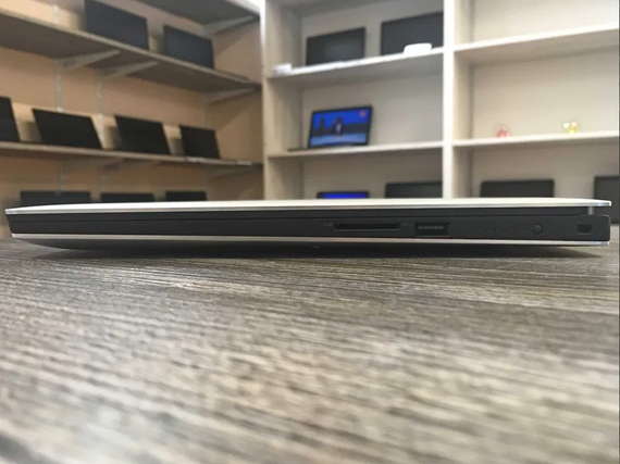 Ноутбук Dell Precision 5530 15.6 FHD,IPS/i7-8850H/32GB/QuadroP2000 4GB/512 SSD | Зображення 2