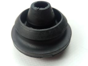 Подушка радіатора Lanos, "GM" (96184140) нижня
