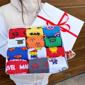 Подарунковий бокс чоловічих шкарпеток на 12 пар 40-45 р "Marvel"