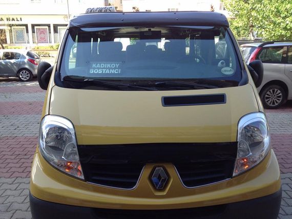 Козырек на лобовое стекло (черный глянец, 5мм) для Renault Trafic 2001-2015 гг | Зображення 5