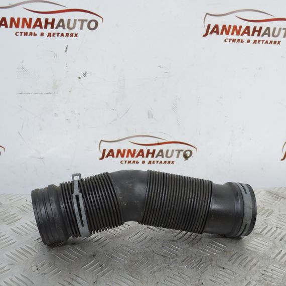 Патрубок повітряного фільтра 1.9 TDI Vw Volkswagen Polo 2003-2009 трубка повітря Фольксваген Поло 6Q0129684B