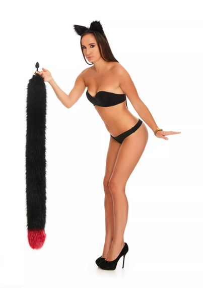 Анальний хутряний хвіст без пробки, Чорний з темно-червоним кінчиком, OKOVA 100 см. sexstyle | Зображення 5