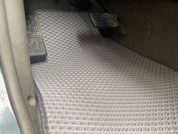 Килимки EVA (сірі) Довгий, 4 штуки (передні та задні) для Nissan Patrol Y61 1997-2011 рр | Зображення 6