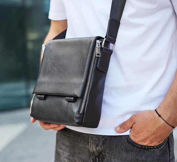 Шкіряна чоловіча сумка-месенджер з натуральної шкіри чорна Tiding Bag 6197 | Зображення 1