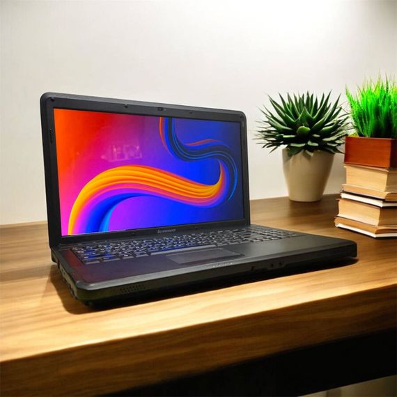 Ноутбук Б-класс Lenovo G550 / 15.6" (1366x768) TN / Intel Pentium T4500 (2 ядра по 2.3 GHz) / 8 GB DDR3 / 120 GB SSD / Intel GMA Graphics 4500M / WebCam б/у | Зображення 5