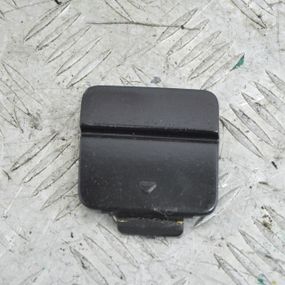 Заглушка буксирувального гака задня BMW 5 E60 E61 2003-2010 Заглушка фаркопа БМВ е60 51127033711 7033711