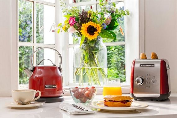 Електрочайник KitchenAid 5KEK1222EER 1.25 л червоний | Зображення 4