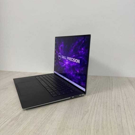 Мобильная рабочая станция Б-класс Dell Precision 7760 / 15.6" (3840x2160) IPS Touch / Intel Core i7-11850H (8 (16) ядер по 2.5 - 4.8 GHz) / 16 GB DDR4 / 512 GB SSD / nVidia Quadro T1200, 4 GB GDDR6, 128-bit / WebCam б/у | Зображення 4