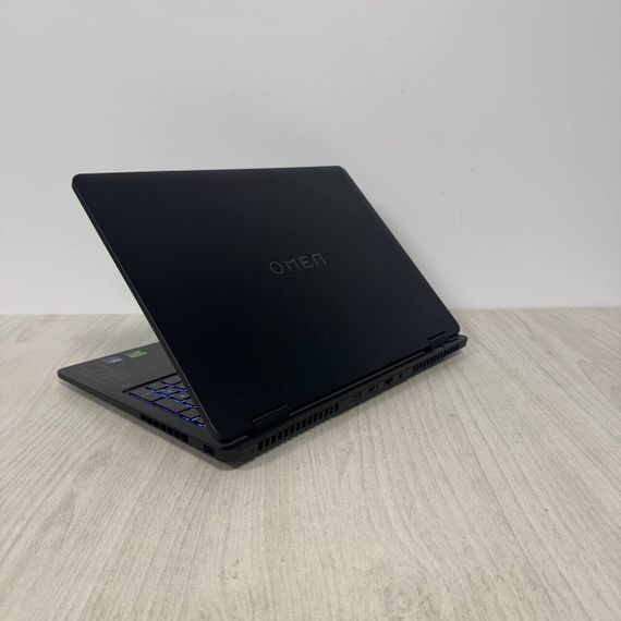 Ігровий ноутбук HP Omen 16 Slim 16-an0001nr / 16" (2560x1600) IPS / Intel Core Ultra 7 255H (16 (22) ядер по 2.0 - 5.1 GHz) / 16 GB DDR5 / 512 GB SSD / nVidia GeForce RTX 5060, 8 GB GDDR7, 128-bit / WebCam б/в | Зображення 6
