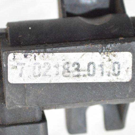 Клапан рециркуляції відпрацьованих газів EGR 1.9 TDI Skoda Octavia Superb 1996-2010 Клапан управління ОГ Шкода 702183010 | Зображення 1