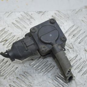 Датчик тиску вихлопних газів Hyundai i30 2007-2012 Датчик тиску вихлопу Хюндай ай30 392102A750