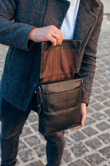 Чоловіча сумка через плече шкіряна чорна Tiding Bag SK A75-181 | Зображення 3