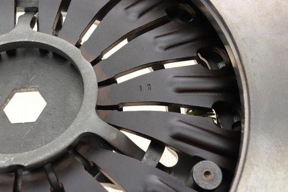 Комплект зчеплення BMW 3 E90 5 E60 F10 X3 E83 04-16 d=240mm  +вижимний N20 N52 N53 M47 624 3183 00 | Зображення 5