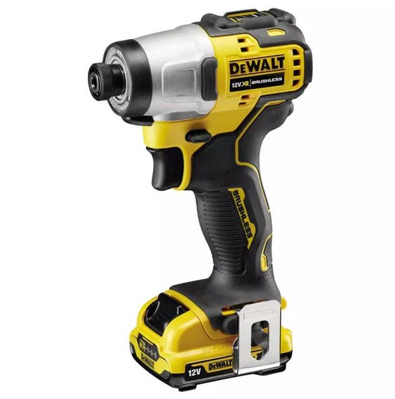 Акумуляторний дриль-шуруповерт DeWalt з АКБ та ЗУ DCF801D2