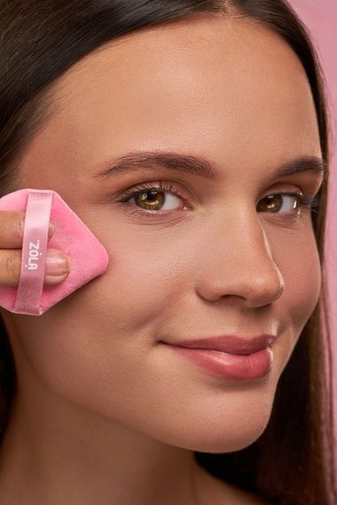 Пудра розсипчаста фіксуюча ZOLA Loose Setting Powder - 01 Translucent Beige (8 g) | Зображення 5
