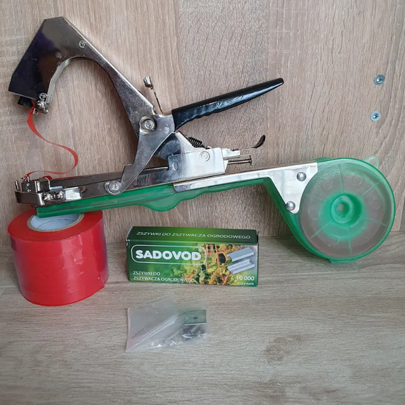 Тапенер для підв'язування рослин TAPETOOL. Степлер садовий для підв'язки рослин та кущів   знижка | Зображення 2