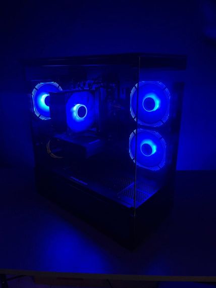 Ігровий ПК 1stPlayer VT6 Black MONSTR Tower / Intel Core i5-14600KF (14 (20) ядер по 2.6 - 5.3 GHz) / 32 GB DDR5 / 2000 GB SSD M.2 / nVidia GeForce RTX 5070, 12 GB GDDR7, 192-bit б/в | Зображення 1