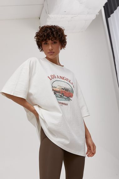 Футболка в стилі тай-дай із принтом авто - молочний цвет, ONE SIZE (є розміри) | Зображення 4