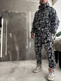 Спортивный костюм