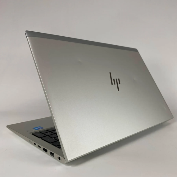 Ультрабук Б-класс HP EliteBook 850 G8 / 15.6" (1920x1080) IPS / Intel Core i5-1145G7 (4 (8) ядра по 2.6 - 4.4 GHz) / 16 GB DDR4 / 256 GB SSD / Intel Iris Xe Graphics / WebCam / TouchID / USB Type-C б/у + Подарок Беспроводная мышь / USB | Зображення 5