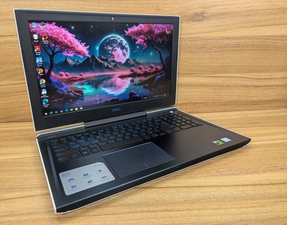 Игровой ноутбук Dell G7 7588 / 15.6" (1920x1080) IPS / Intel Core i7-8750H (6 (12) ядер по 2.2 - 4.1 GHz) / 16 GB DDR4 / 512 GB SSD / nVidia GeForce GTX 1060, 6 GB GDDR5, 192-bit / WebCam / Windows 10 б/у + Подарок Беспроводная мышь / USB | Зображення 3