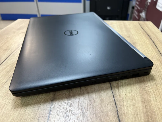 Ноутбук Dell Latitude E5570 15.6  core i7 6820HQ/8Gb/240Gb SSD/Radeon R7 M370 | Зображення 2