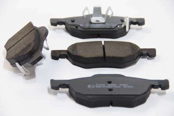 Колодки передні гальмівні Honda Accord 03-08/CR-V 01-06 (akebono), ABS (37359) | Зображення 1