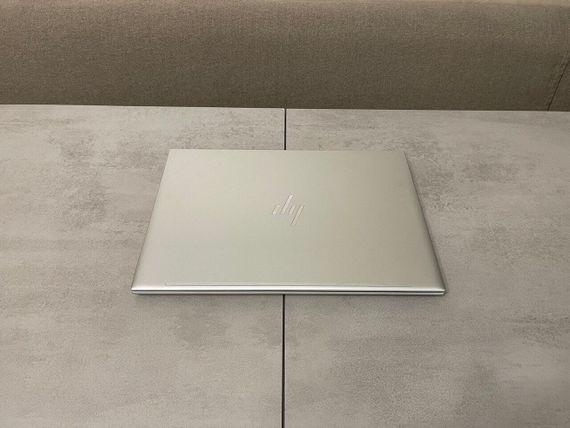 Ультрабук HP EliteBook 860 G10 / 16" (1920x1200) IPS / Intel Core i5-1345U (10 (12) ядер по 3.5 - 4.7 GHz) / 16 GB DDR5 / 256 GB SSD M.2 / Intel Iris Xe Graphics / WebCam / Fingerprint б/в + Подарунок Дротова миша / USB | Зображення 6