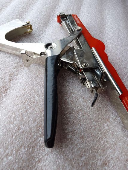 Набір для підв'язки винограду тапенер Tapetool Тайвань | Зображення 3