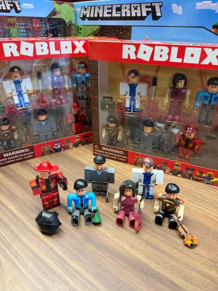 Набір колекційних фігурок з аксесуарами Roblox Legends 6 фігурок "Професії" | Зображення 2