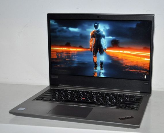 Ноутбук Б-клас Lenovo ThinkPad E480 / 14" (1920x1080) IPS / Intel Core i5-7200U (2 (4) ядра по 2.5 - 3.1 GHz) / 16 GB DDR4 / 480 GB SSD / Intel UHD Graphics 620 / WebCam / Windows 11 Pro б/в | Зображення 5