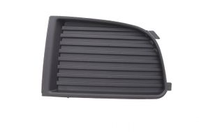 Вставка бампера без протитуманки Skoda Fabia 99-08 R  88070061702
