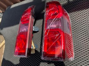Задні ліхтарі RED (2004-2008, 2 шт) для Nissan Patrol Y61 рр
