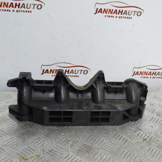 Впускний колектор 2.2 DCI 2.5 DCI Opel Vivaro Movano Опель Віваро Мовано 8200102358