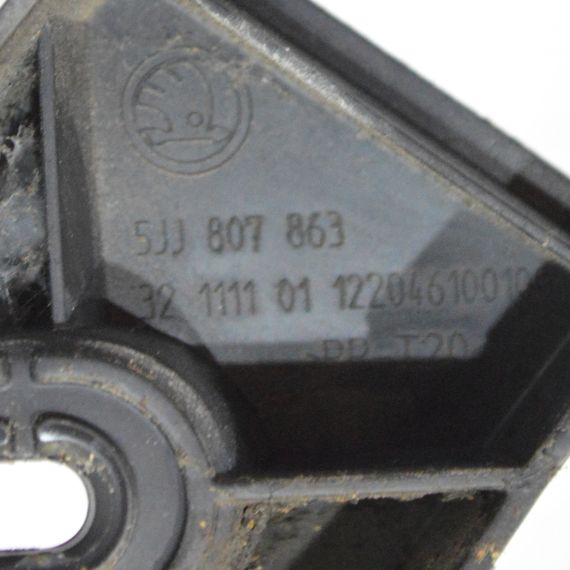 Кронштейн бампера задній лівий Skoda Rapid Spaceback 2012-2017 універсал Направляюча заднього бампера ліва Шкода Рапід 5JJ807863 | Зображення 4