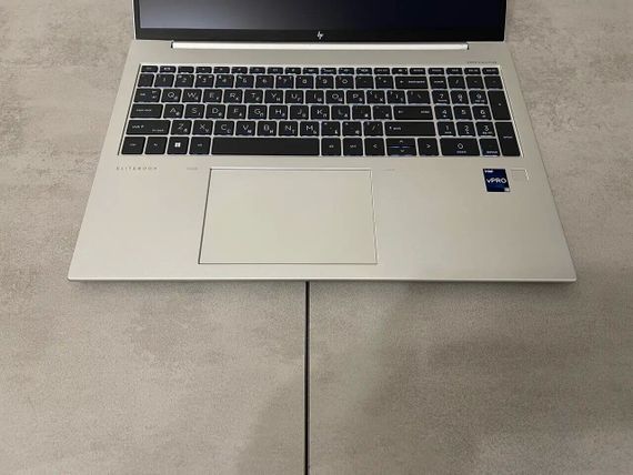 Ультрабук HP EliteBook 860 G9 / 16" (1920x1200) IPS / Intel Core i5-1245U (10 (12) ядер по 1.2 - 4.4 GHz) / 16 GB DDR5 / 500 GB SSD M.2 / Intel Iris Xe Graphics / WebCam / HDMI б/у | Зображення 5