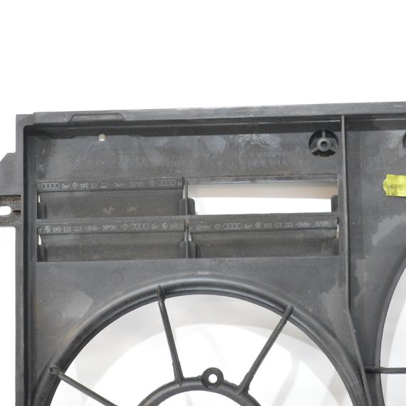 Дифузор вентилятора Audi A1 A3 2003-2018 Рамка вентилятора радіатора Ауді а1 а3 1K0121207AD | Зображення 1