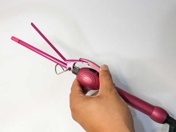 Тонка плойка для афро кучерів з затиском Kemei KM-1023 (діаметр 9мм) | Зображення 1